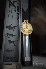 Translation missing: el.sections.featured_product.gallery_thumbnail_alt