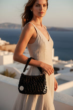 Translation missing: el.sections.featured_product.gallery_thumbnail_alt