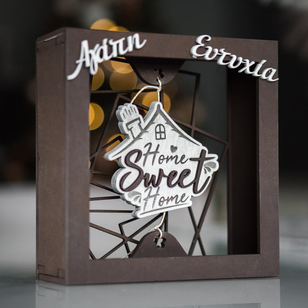 Γούρι "Sweet Home" σε Κάδρο με Ονόματα