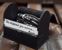 Translation missing: el.sections.featured_product.gallery_thumbnail_alt