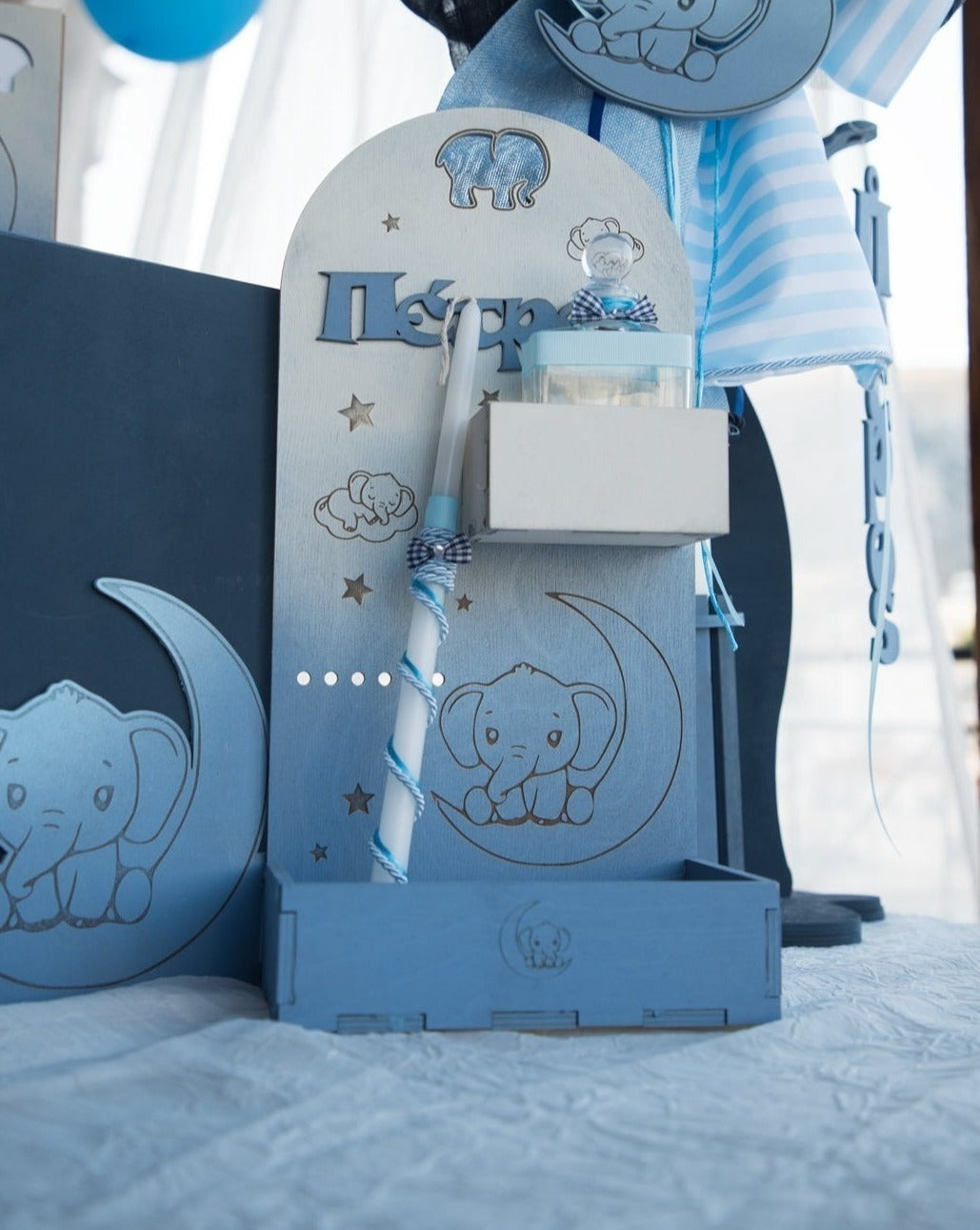 Λαδοσέτ Βάπτισης με θέμα "Μικρό Ελεφαντάκι" σε ξύλινη βάση με Όνομα