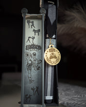 Translation missing: el.sections.featured_product.gallery_thumbnail_alt