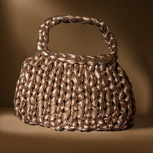 Translation missing: el.sections.featured_product.gallery_thumbnail_alt
