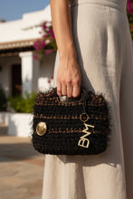 Translation missing: el.sections.featured_product.gallery_thumbnail_alt