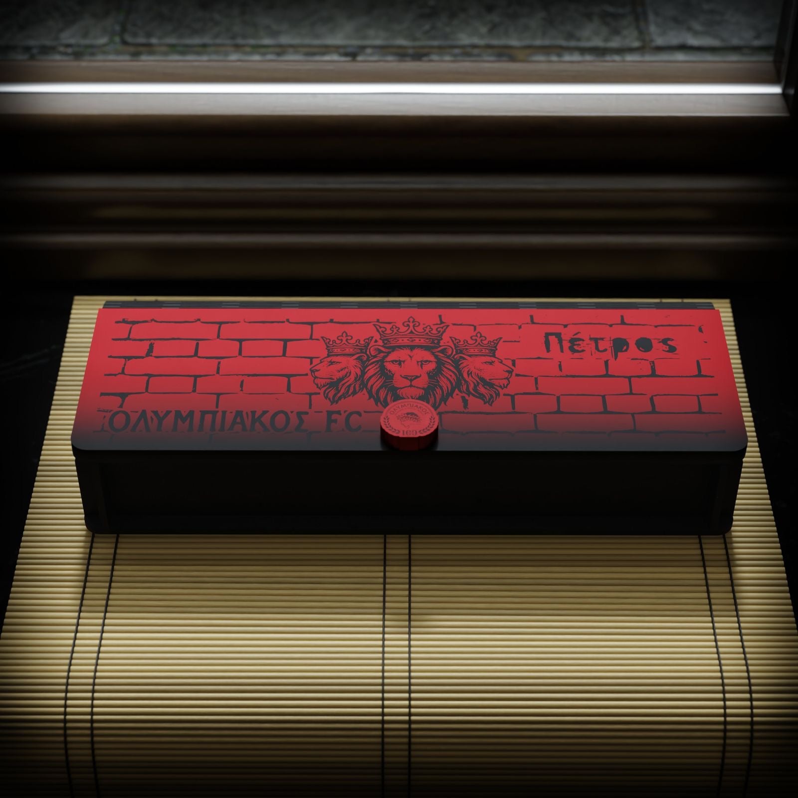 Ξύλινη Κασετίνα “Θρύλος Κυπελλούχος” με εξωτερική χάραξη ονόματος