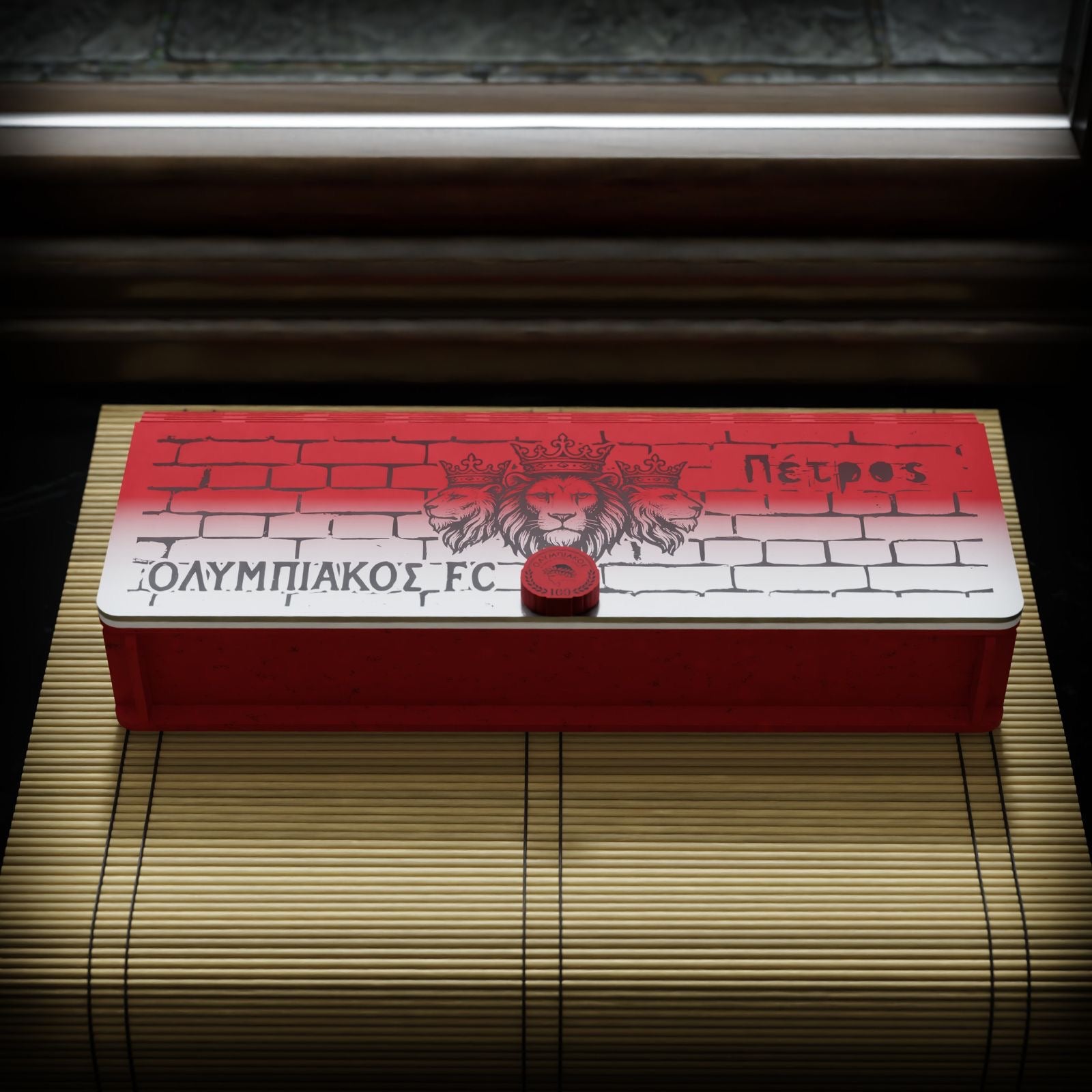 Ξύλινη Κασετίνα “Θρύλος Κυπελλούχος” με εξωτερική χάραξη ονόματος