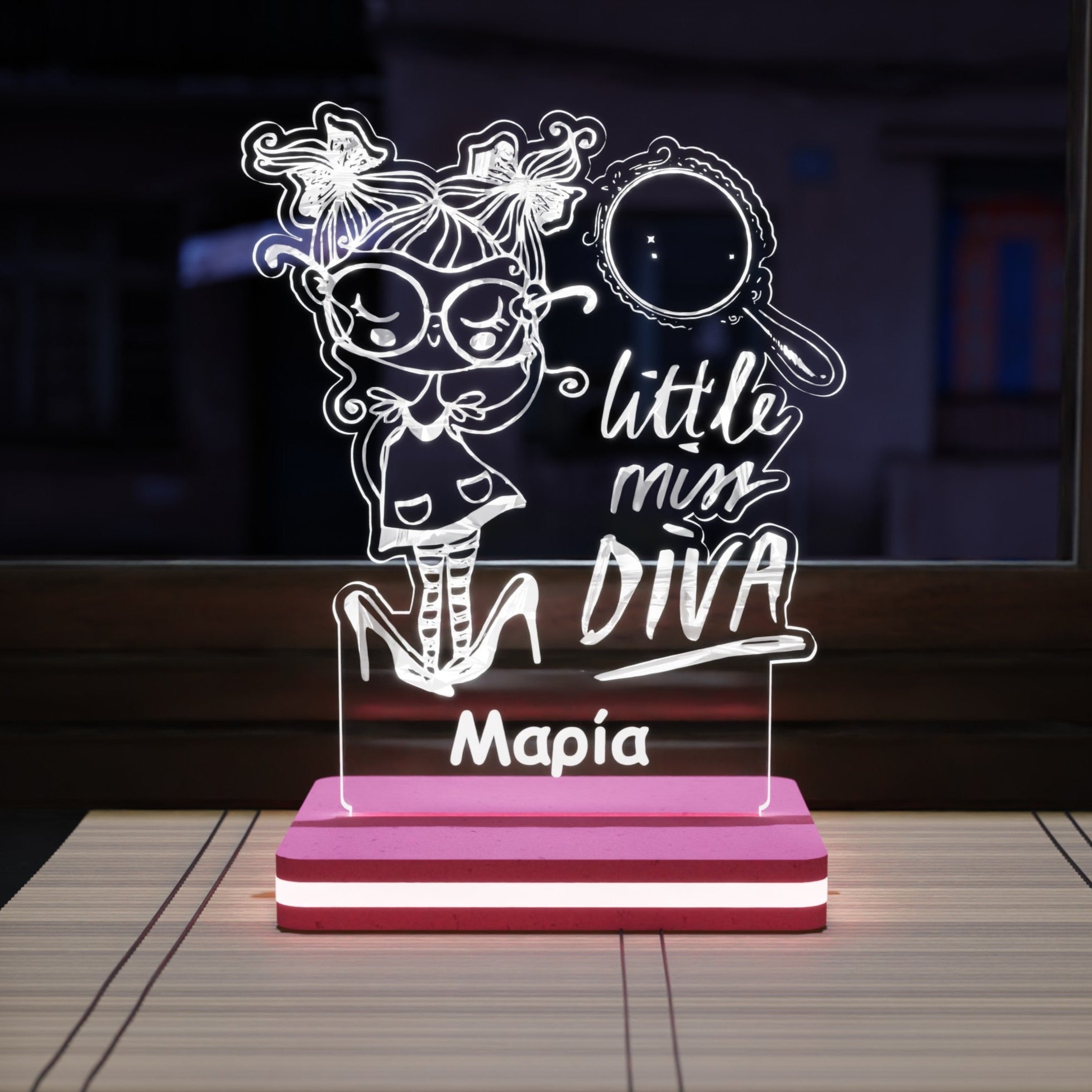 ΠΡΟΣΩΠΟΠΟΙΗΜΕΝΟ 3D LED "Little Miss Diva" με Όνομα