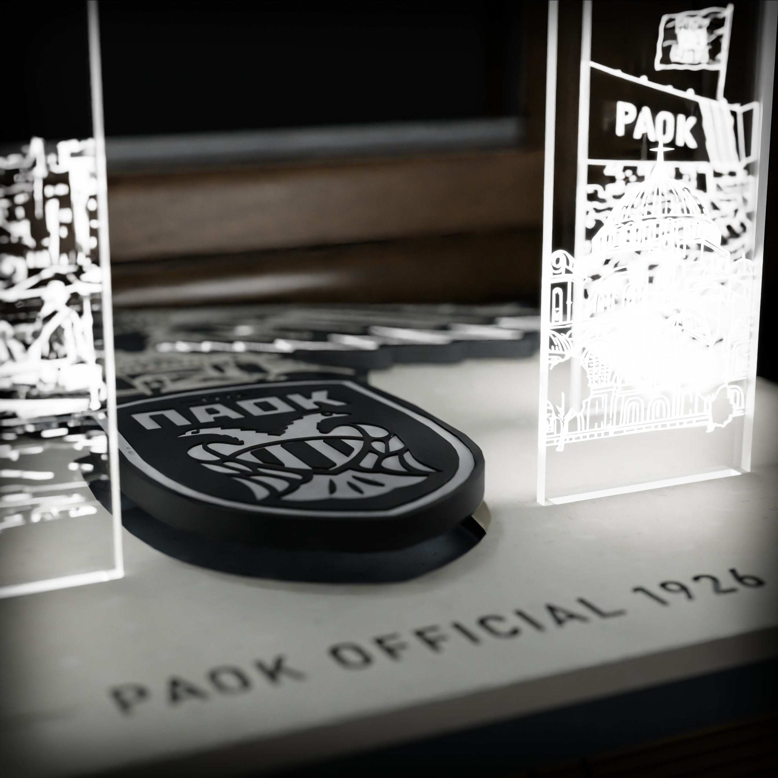 ΕΠΙΤΡΑΠΕΖΙΟ LED “PAOK HISTORY”
