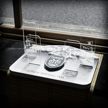 Translation missing: el.sections.featured_product.gallery_thumbnail_alt