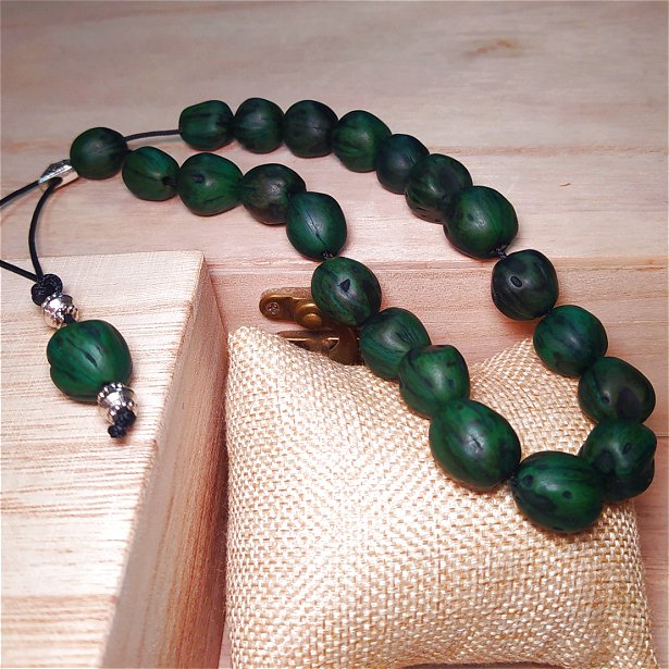 Ξύλινη θήκη με Κομπολόι από Μοσχοκάρυδο και αφιέρωση σε plexiglass