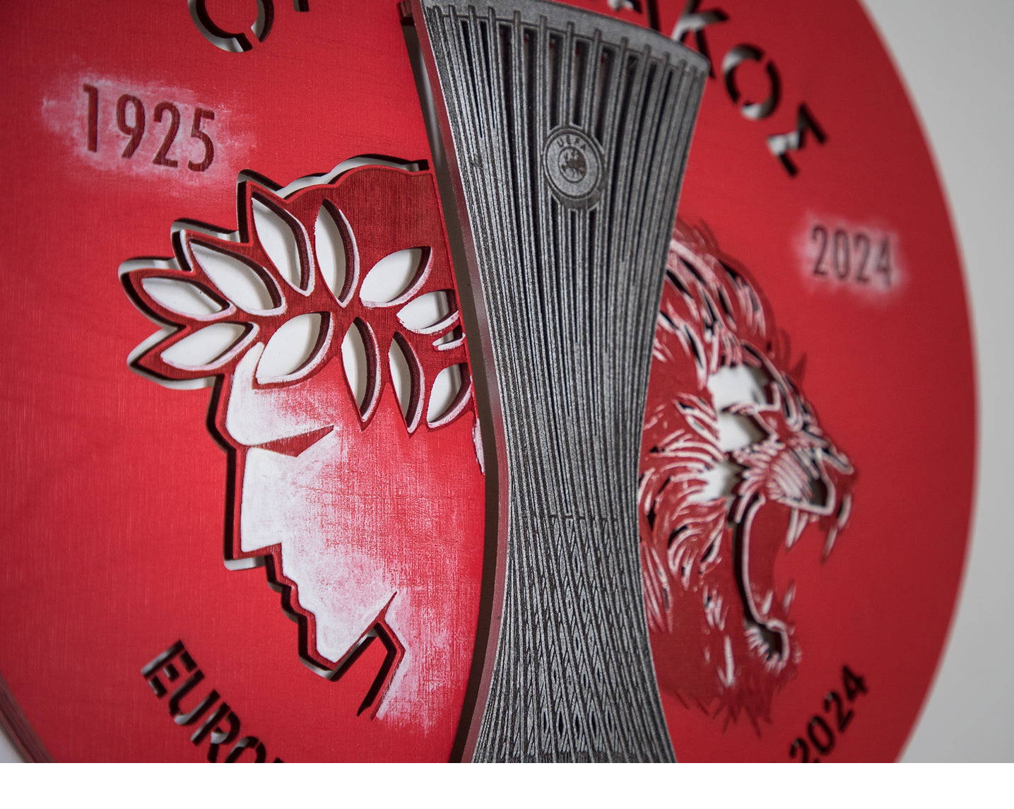 Επιτοίχιο Φωτιστικό "Θρύλος Κυπελλούχος " (32cm)