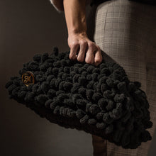 Translation missing: el.sections.featured_product.gallery_thumbnail_alt 
