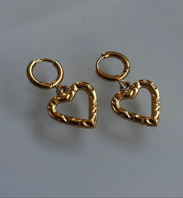 Σετ Κρεμαστά Σκουλαρίκια "Textured Little Hearts" από ατσάλι (3,4cm)