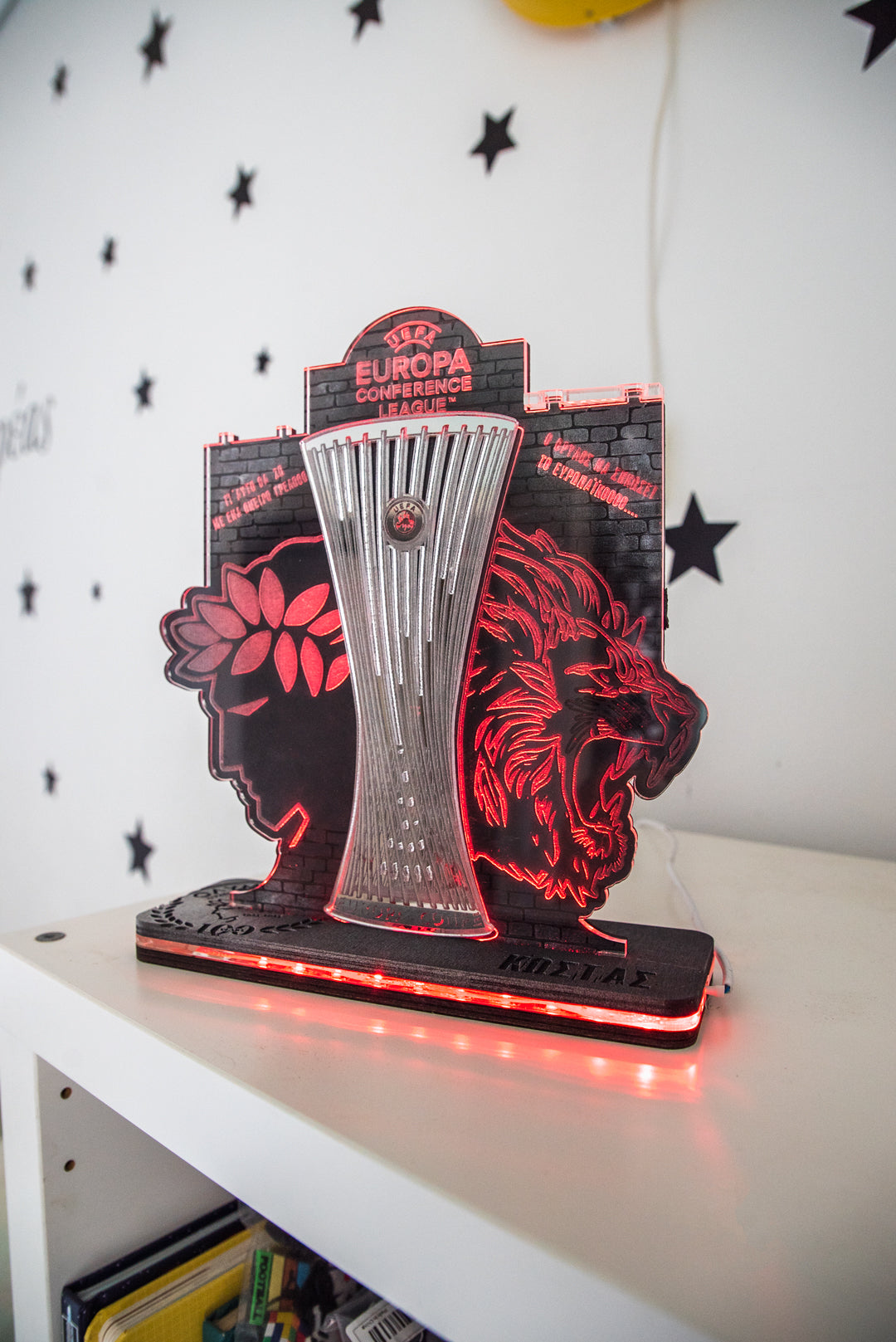 ΟΣΦΠ Πασχαλινό Σετ |  Λαμπάδα & Δώρο με θέμα "Ολυμπιακός" της Επιλογής σας