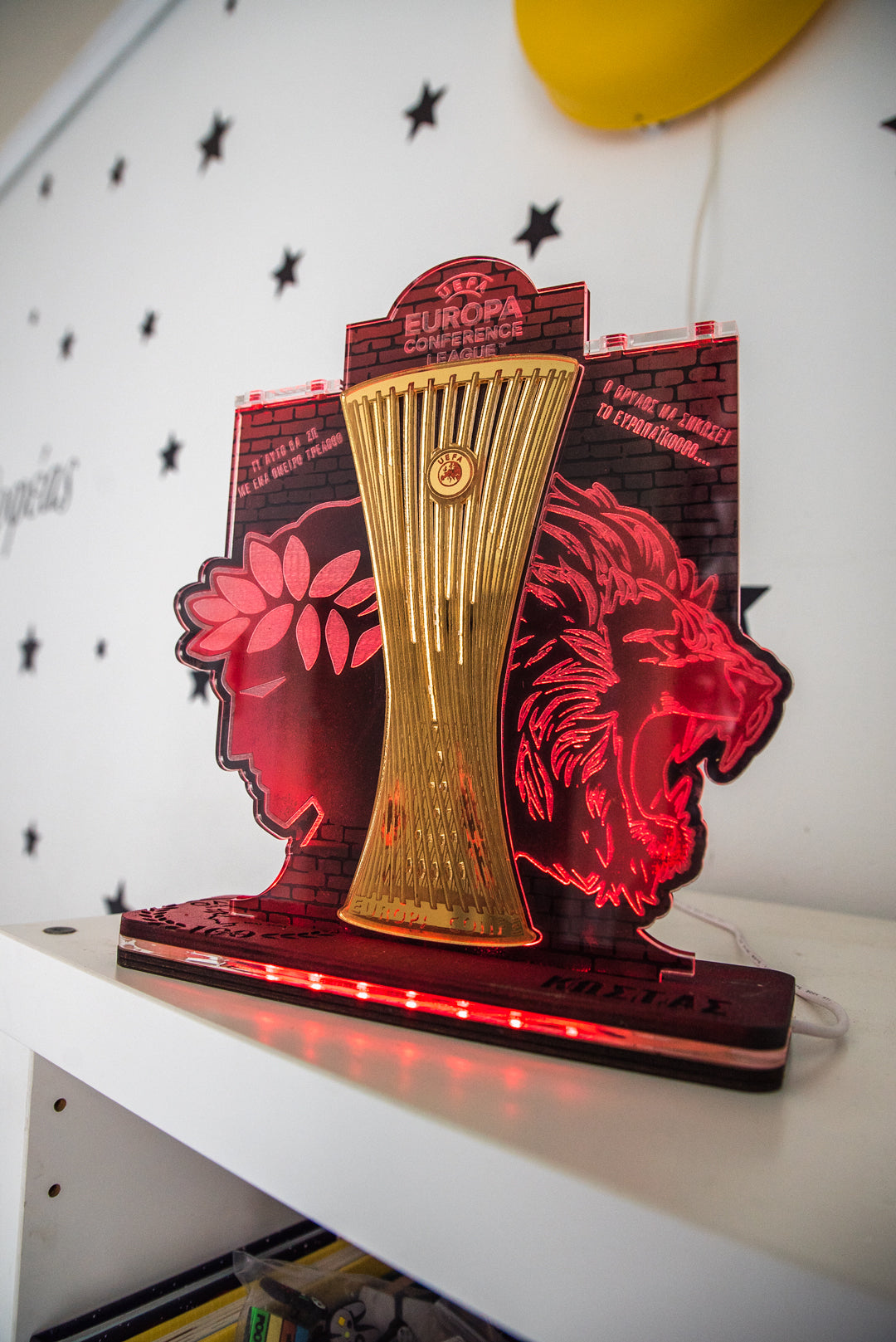 ΟΣΦΠ Πασχαλινό Σετ |  Λαμπάδα & Δώρο με θέμα "Ολυμπιακός" της Επιλογής σας