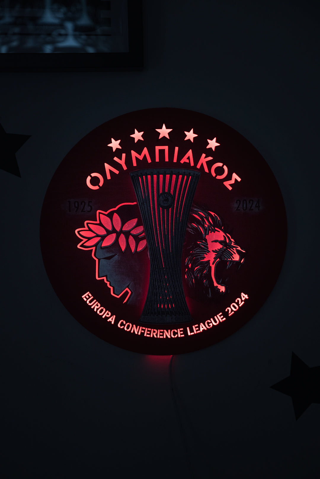 ΟΣΦΠ Πασχαλινό Σετ |  Λαμπάδα & Δώρο με θέμα "Ολυμπιακός" της Επιλογής σας