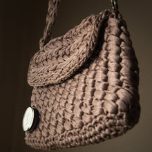 Translation missing: el.sections.featured_product.gallery_thumbnail_alt 