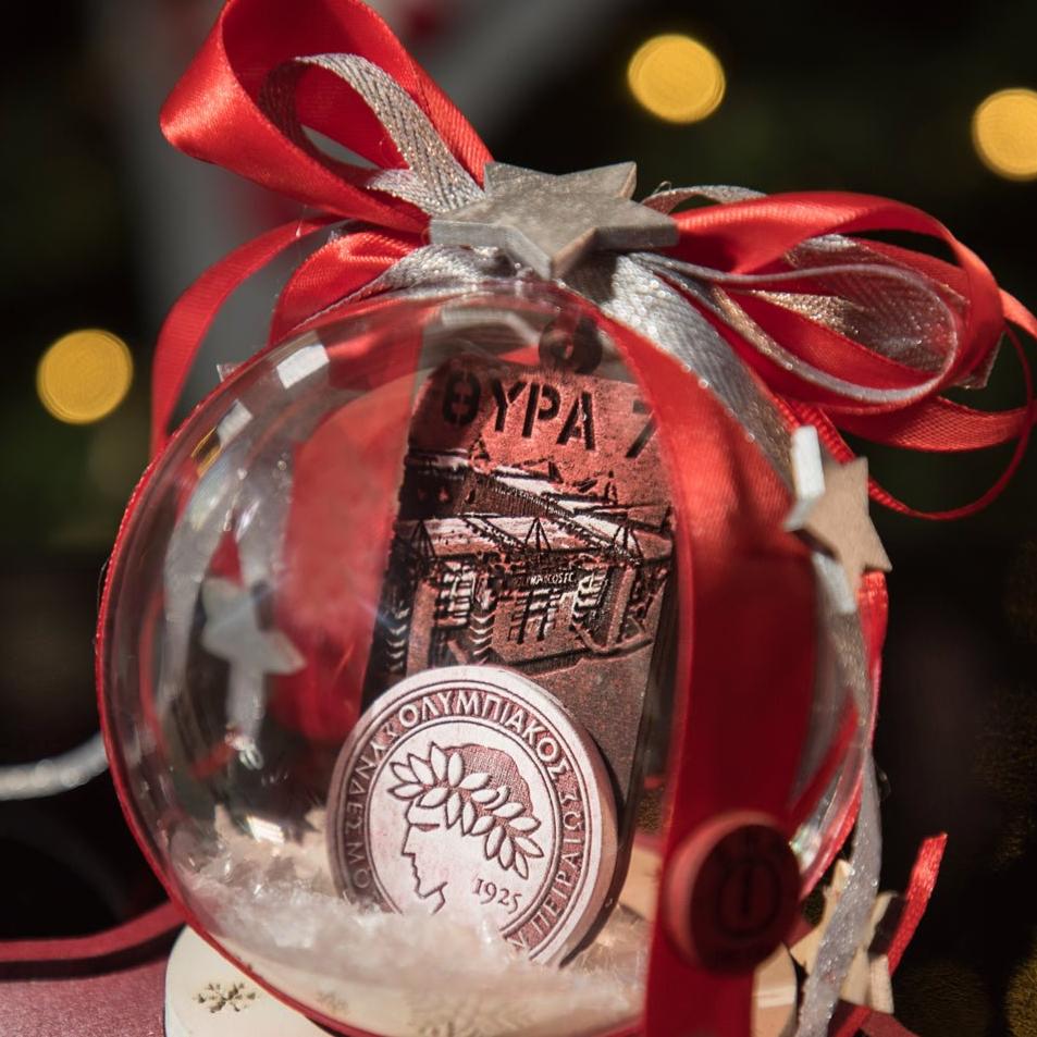 Χριστουγεννιάτικη Μπάλα σε Φωτιζόμενη Βάση "Thrilos Winners"