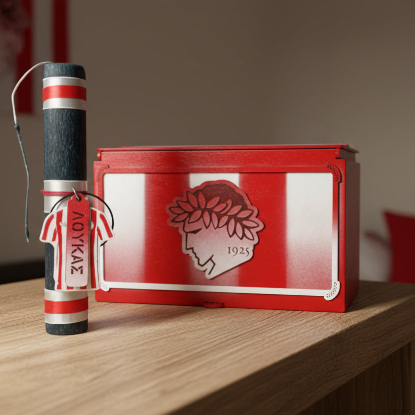 Ξύλινη Κασετίνα  με Λαμπάδα "OLYMPIACOS ΕΦΗΒΟΣ"με προσωποποιημένο μπρελόκ