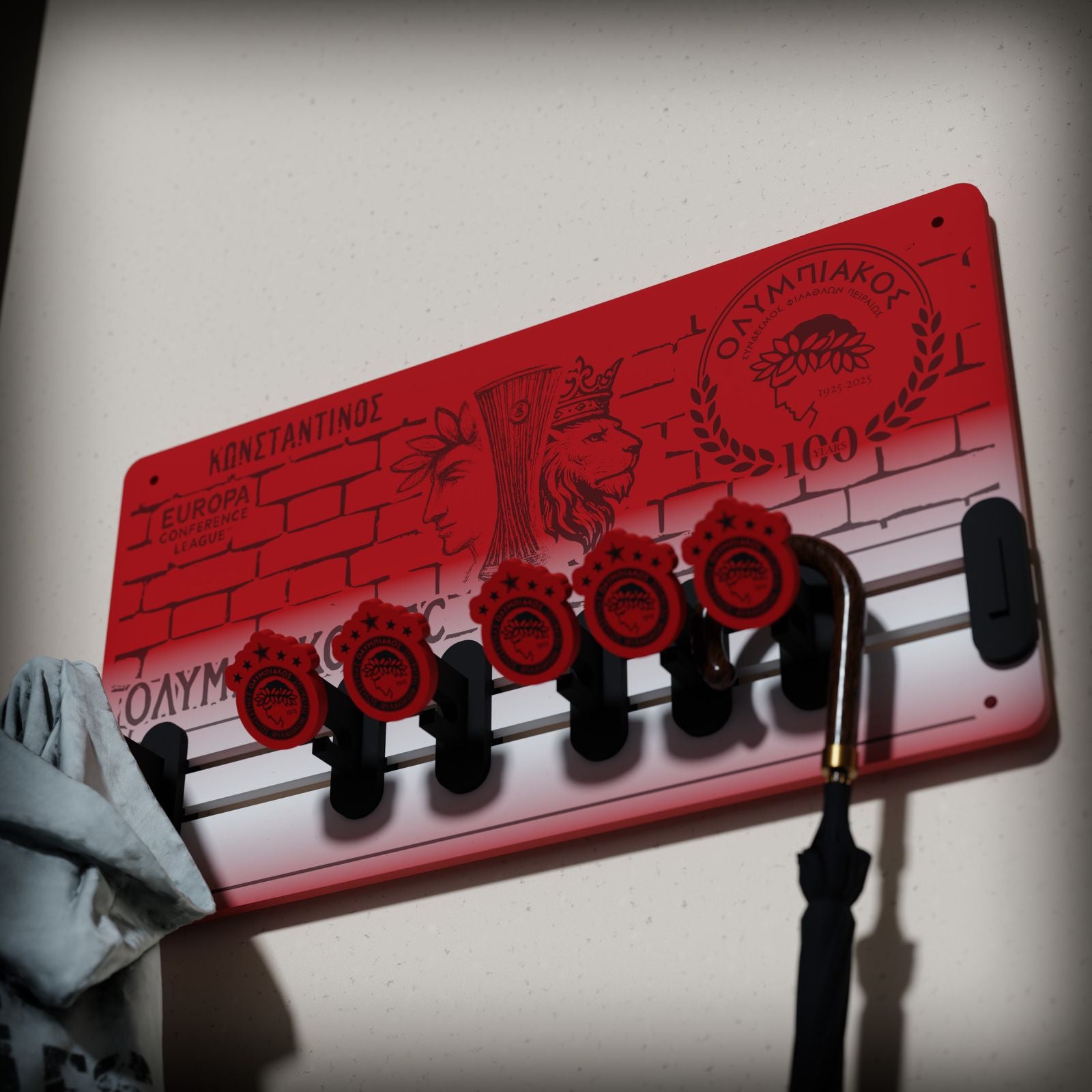 "THRILOS EUROPA CONFERENCE CUP" | Ξύλινη Κρεμάστρα Τοίχου 6 Θέσεων  με χάραξη ονόματος (36cm*20cm)