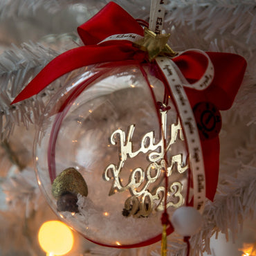 Χριστουγεννιάτικη Μπάλα με χρυσό plexiglass στοιχείο "Καλή χρονιά 2024"